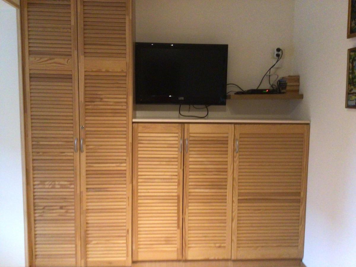 Рукавичка Yaremche Luaran gambar